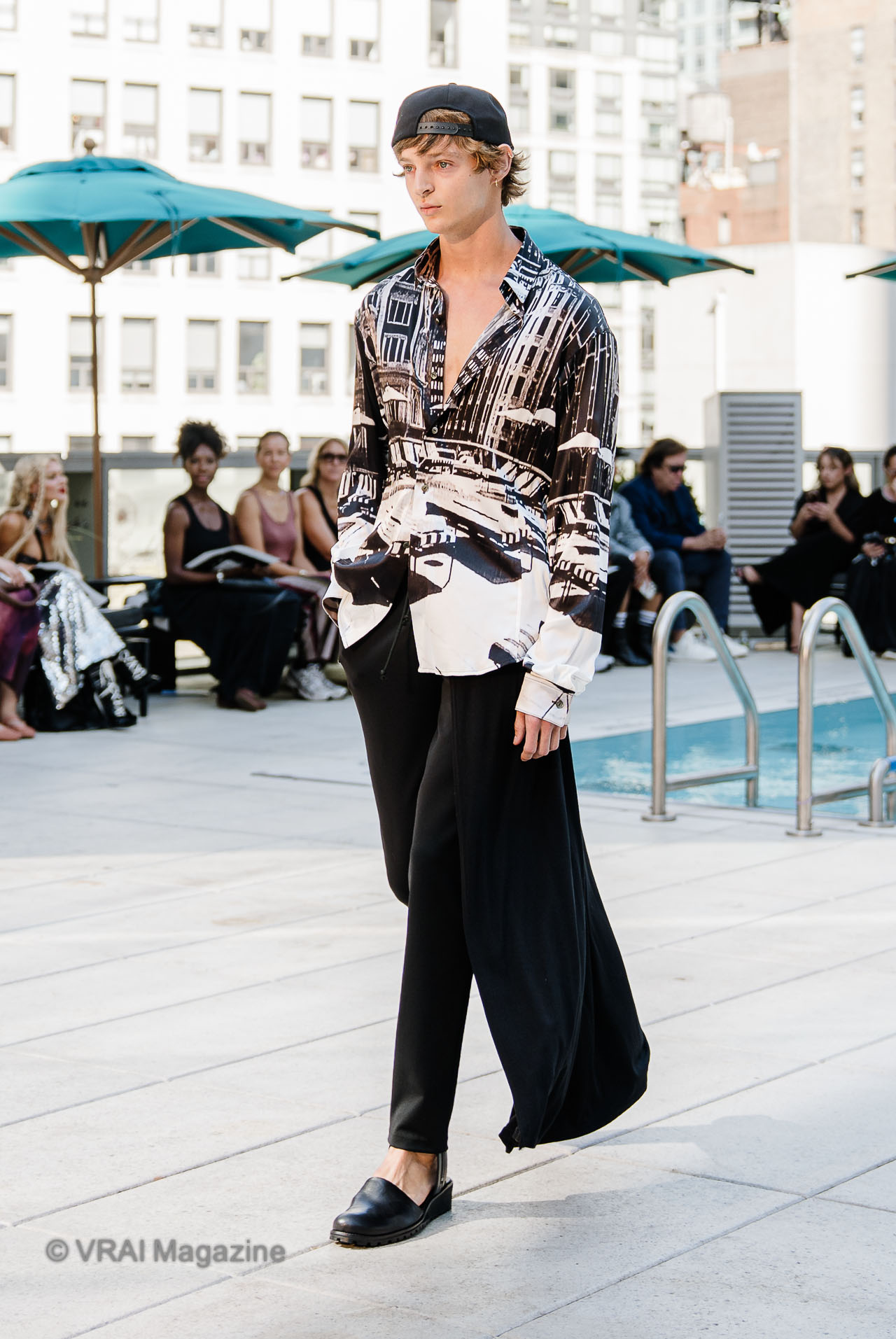 RYNSHUSS27_Runway-003-4