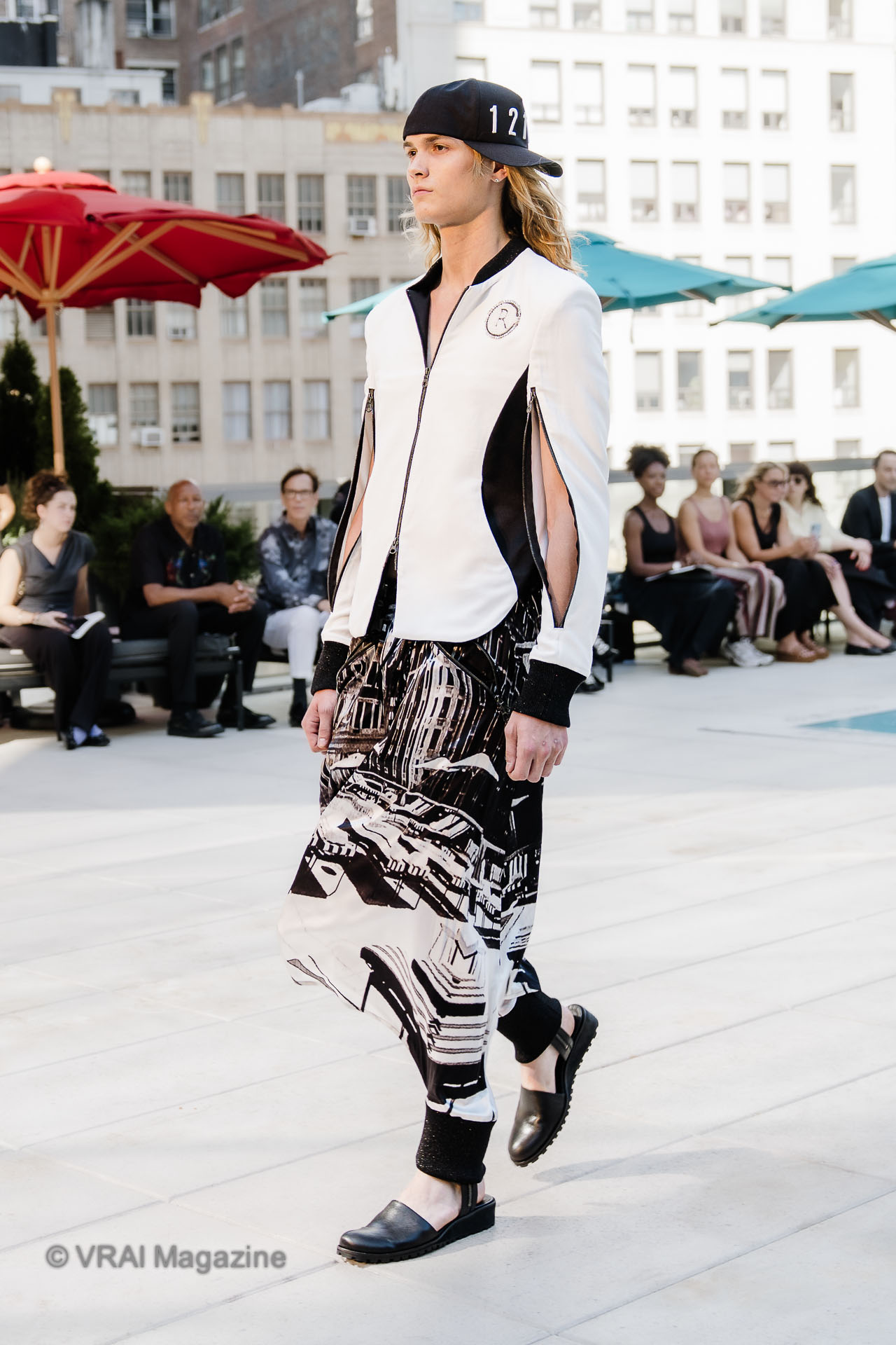 RYNSHUSS27_Runway-004-5