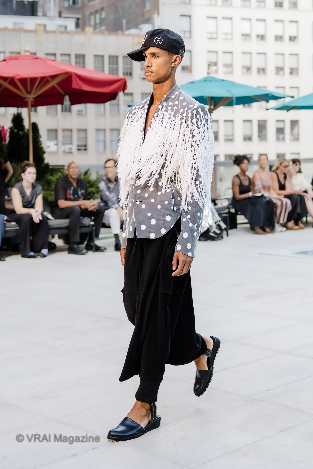 RYNSHUSS27_Runway-012-13