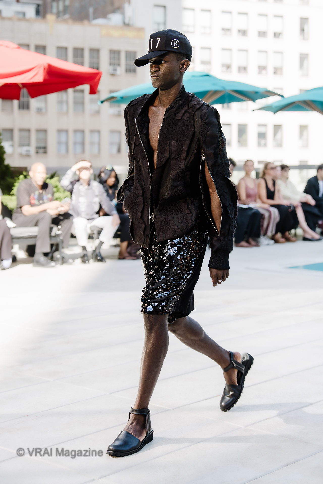 RYNSHUSS27_Runway-025-26