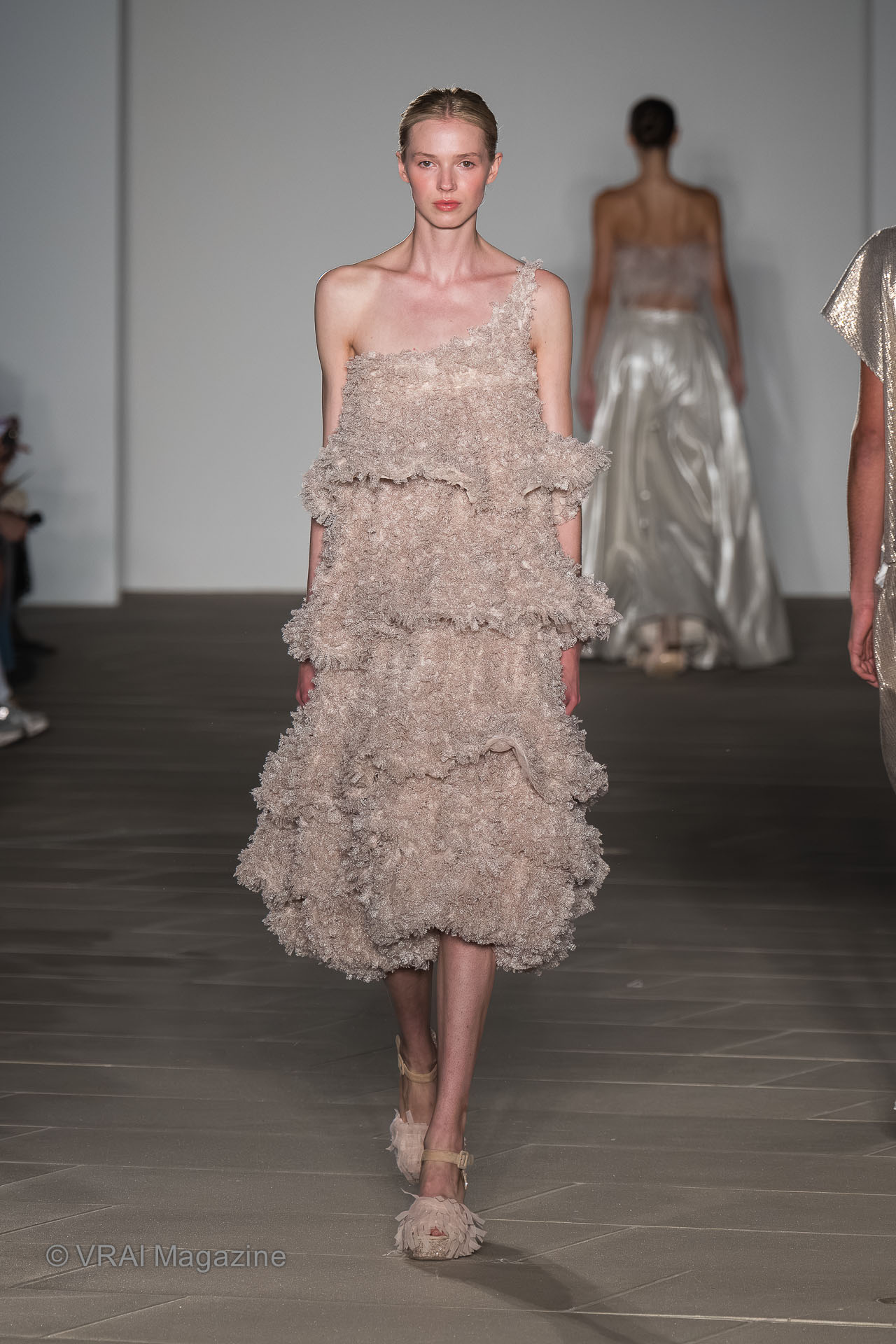 SonJungWanSS27_Runway-018-18