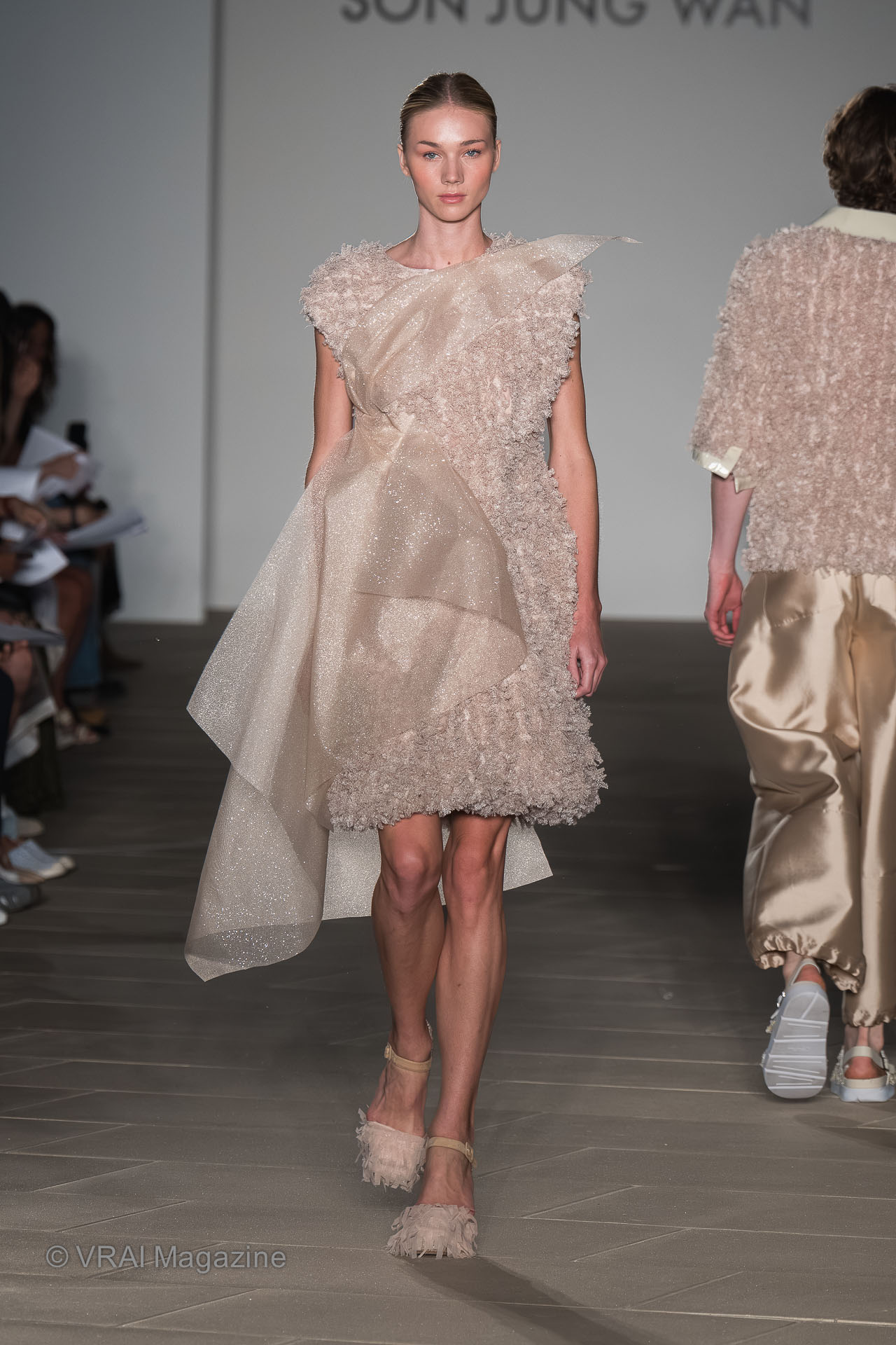 SonJungWanSS27_Runway-021-21