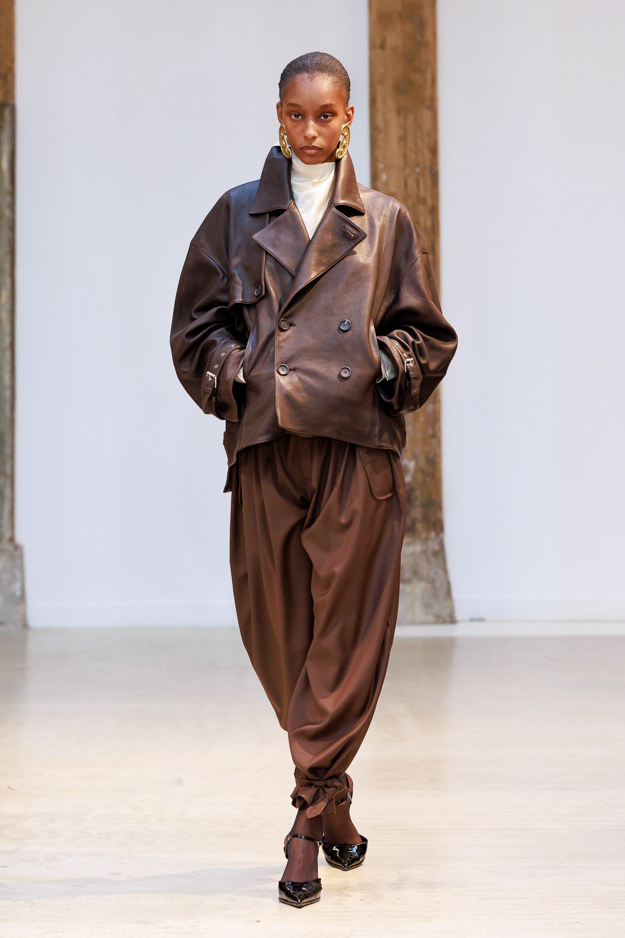 LOOK 7-7