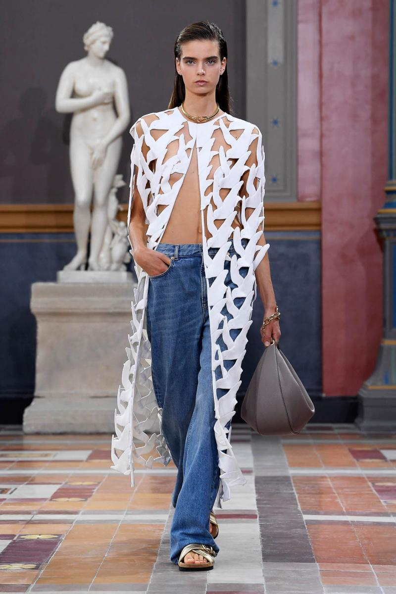 017 VALENTINO PAP SS24-2