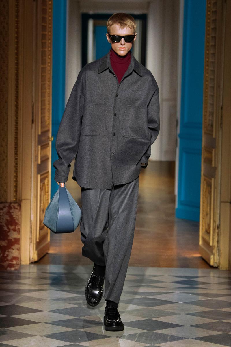 023 VALENTINO PAP MEN FW2425