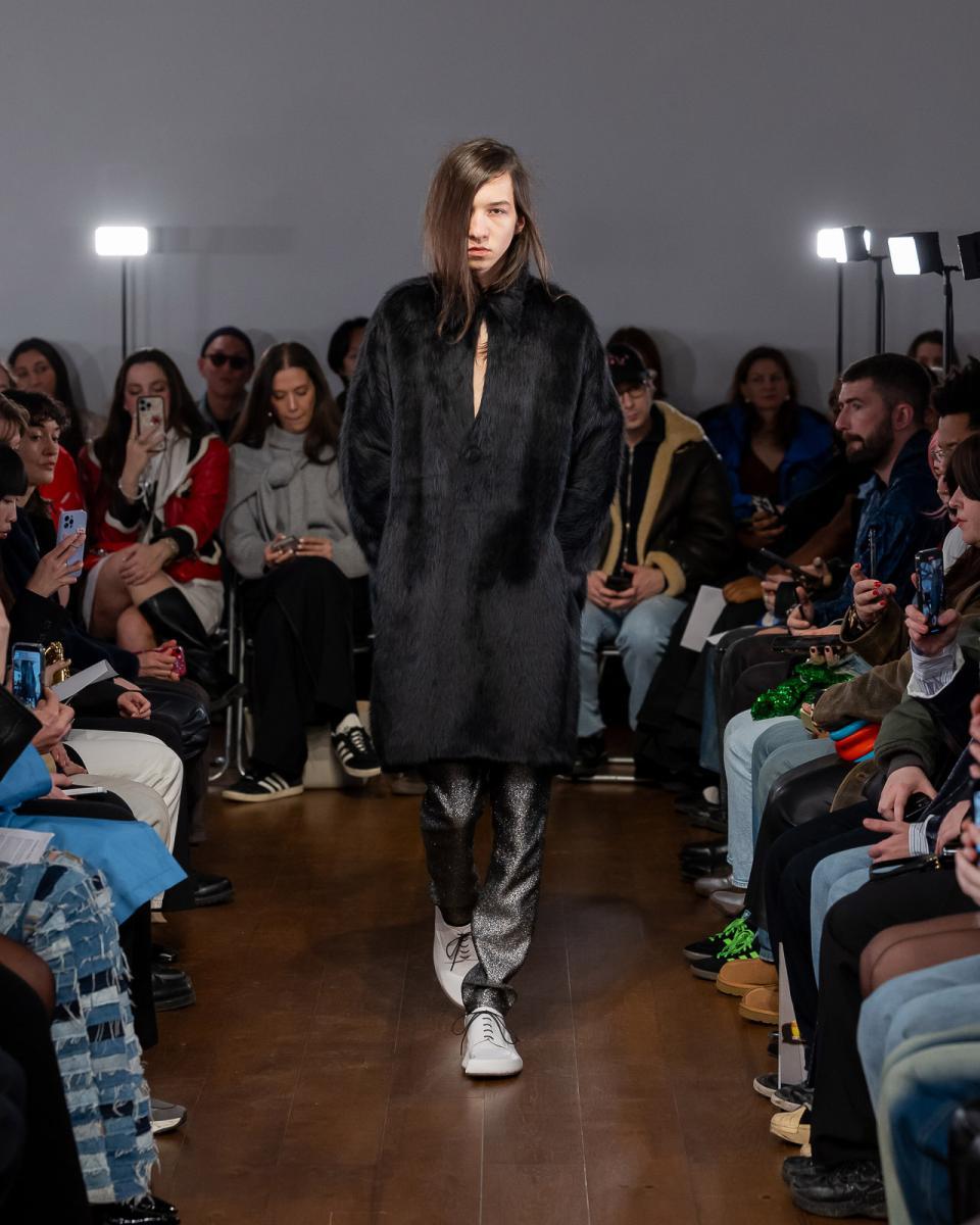 Aaron-Esh IG High look02