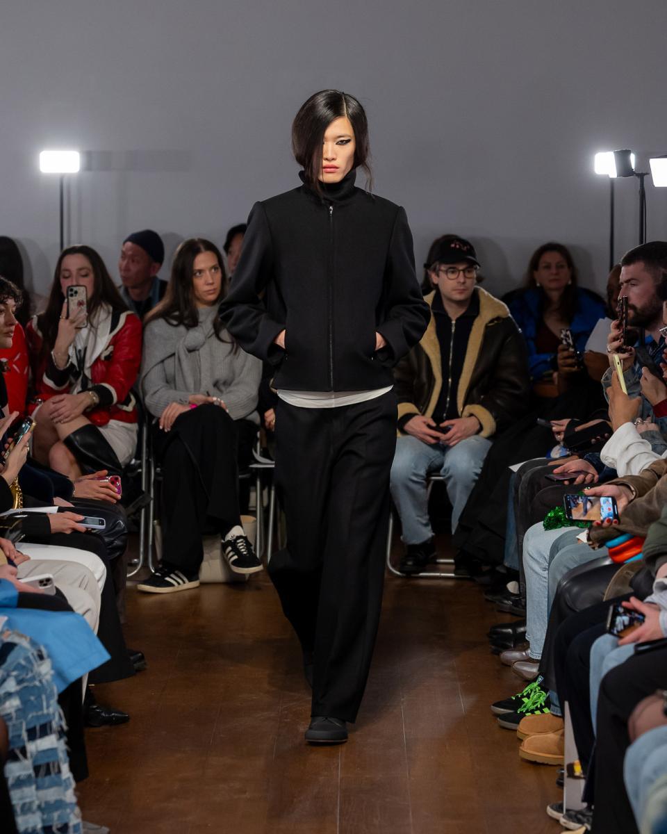 Aaron-Esh IG High look08