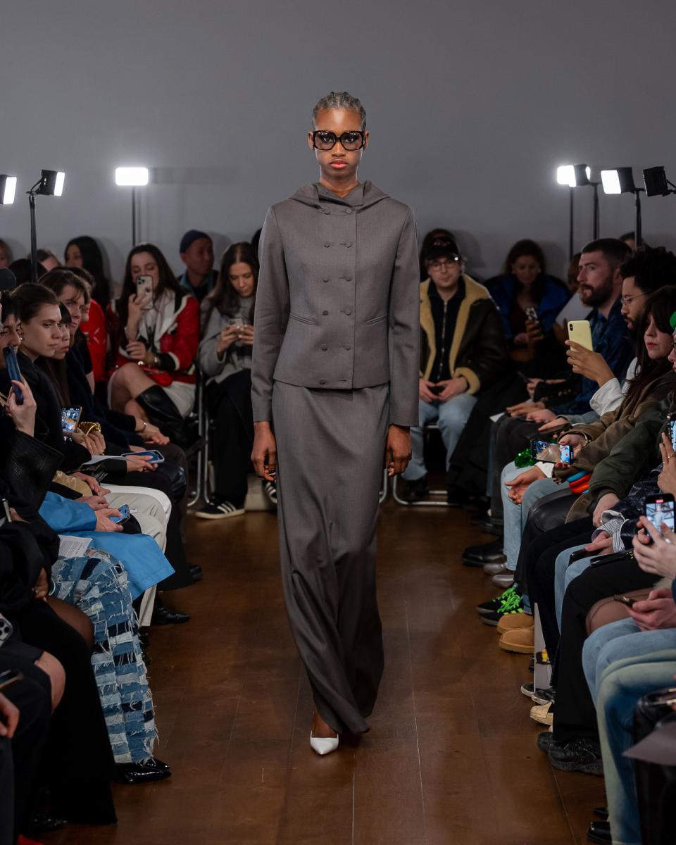 Aaron-Esh IG High look12