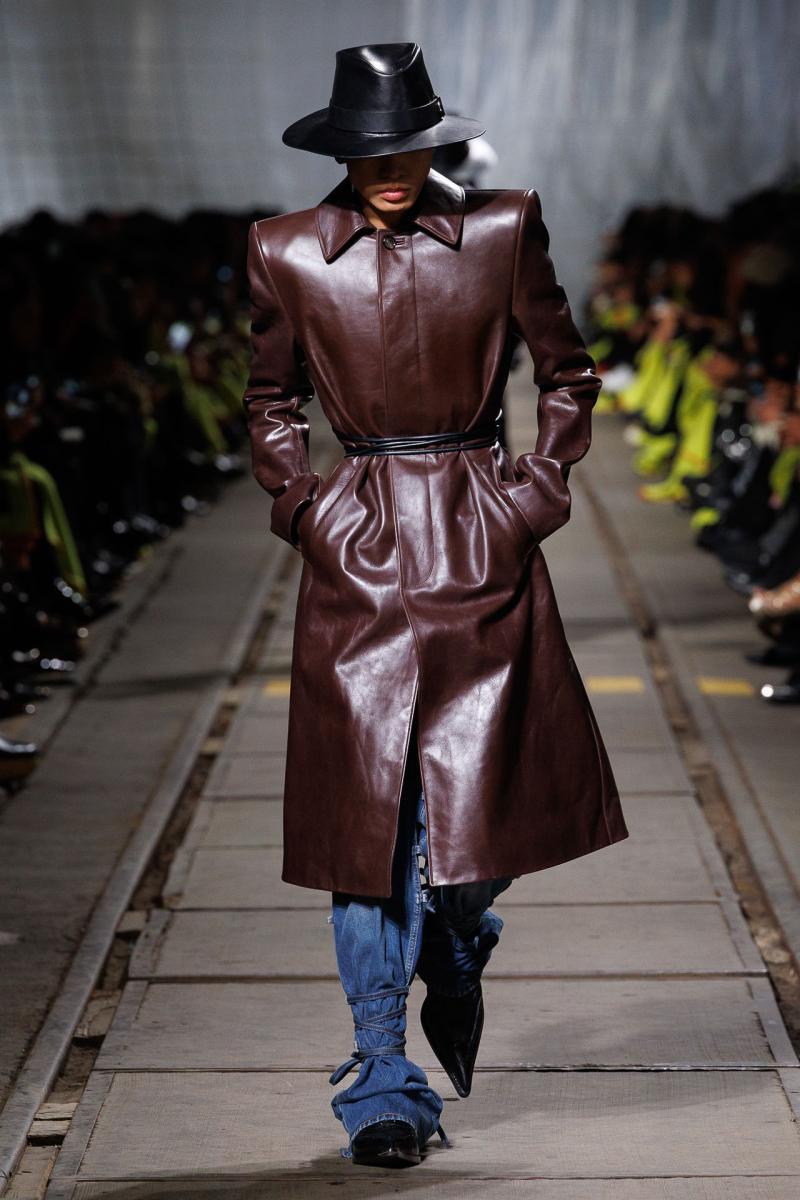 Alexander McQueen RTW AW24 Look 05