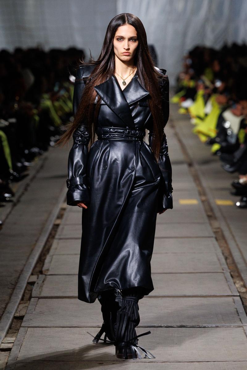 Alexander McQueen RTW AW24 Look 26