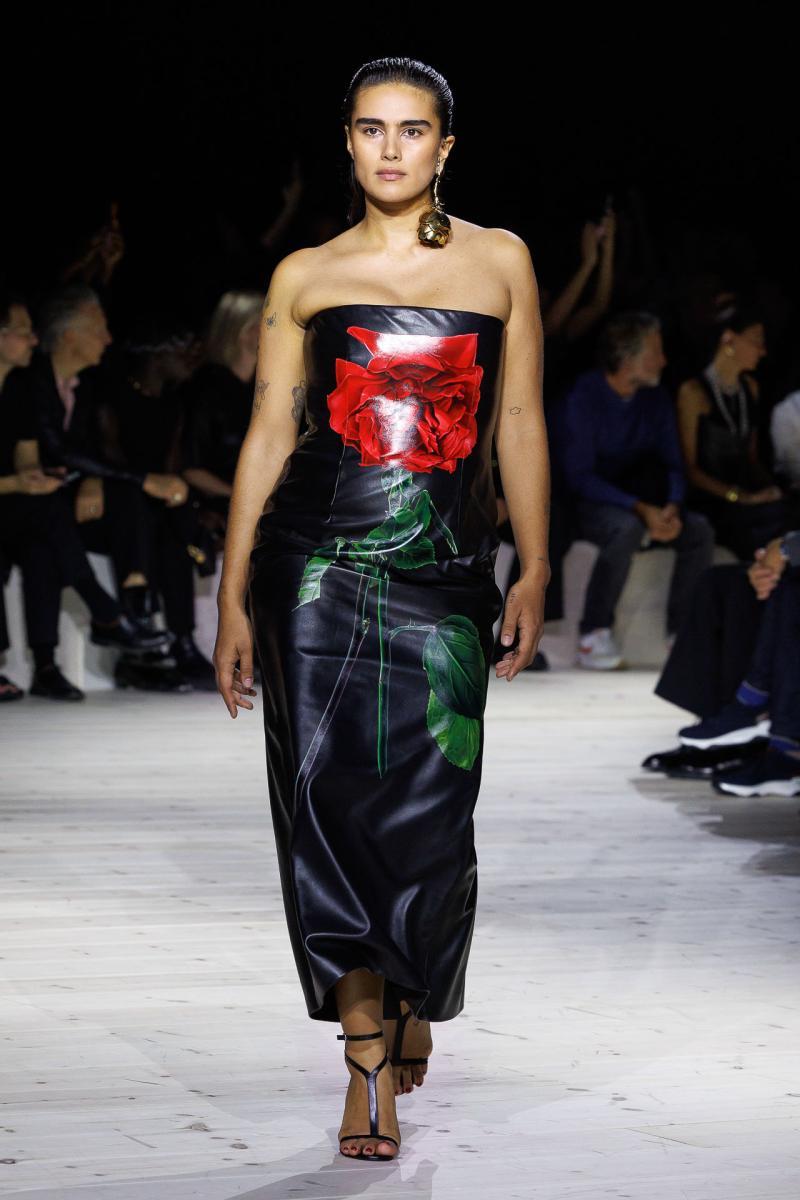 Alexander McQueen RTW SS24 19