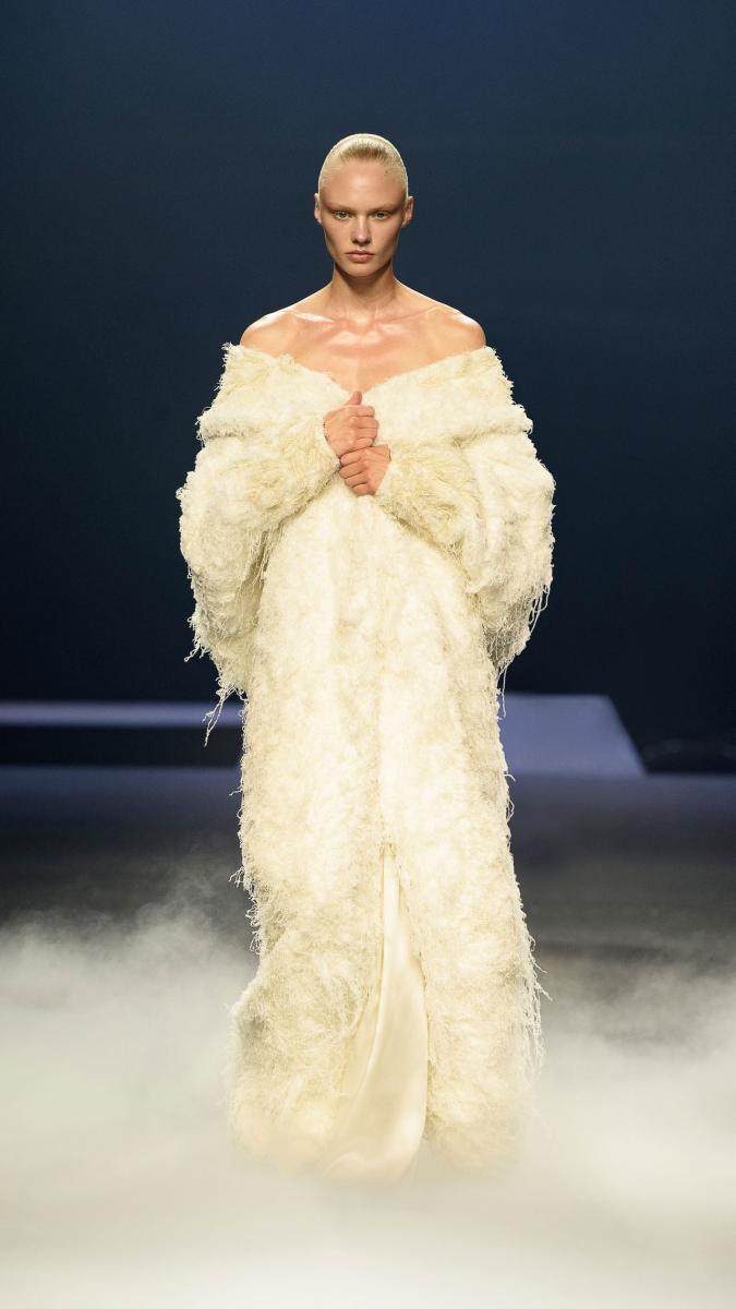 Ashi HCfw23 Look13