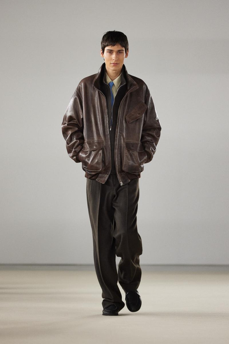 Auralee fw24 runway press look 01