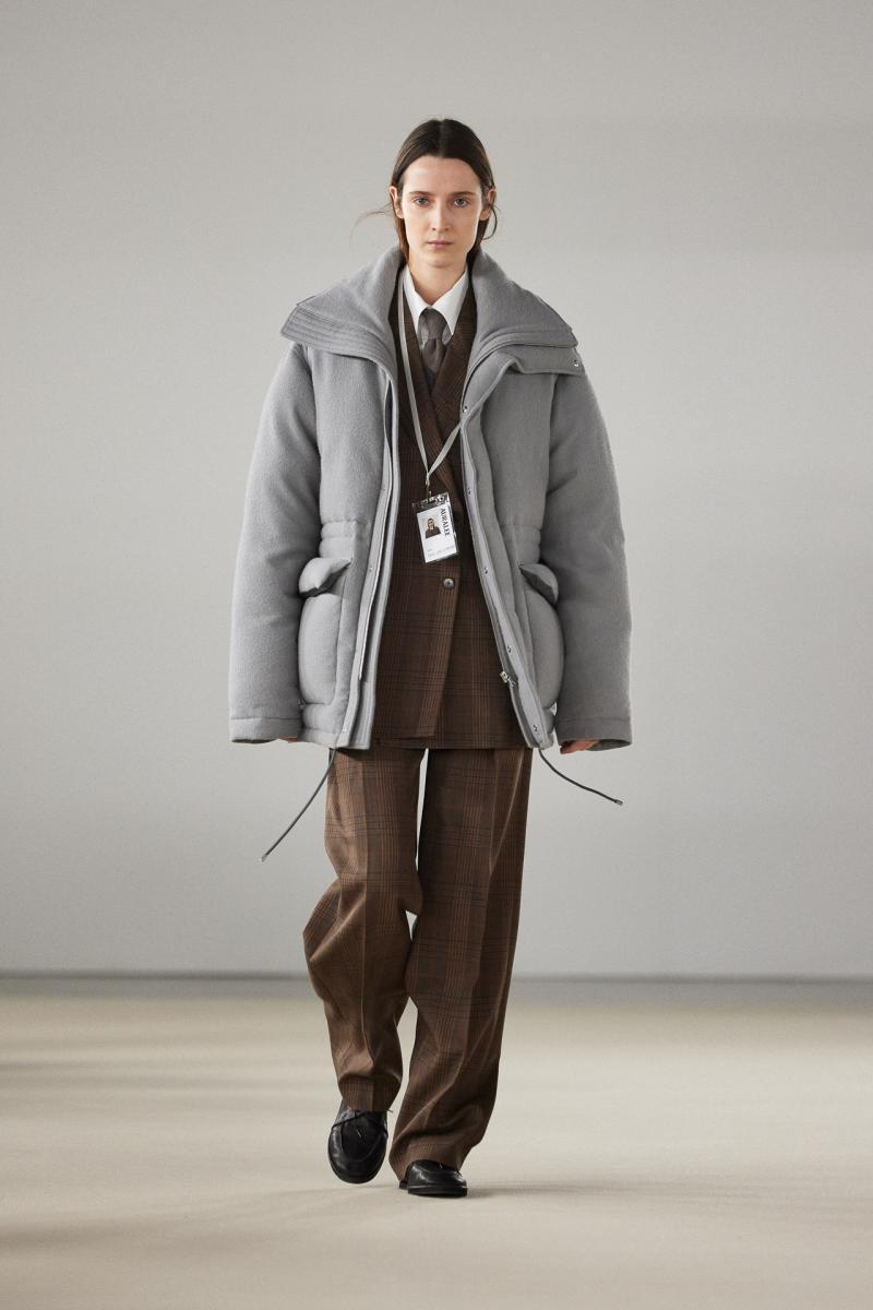 Auralee fw24 runway press look 04