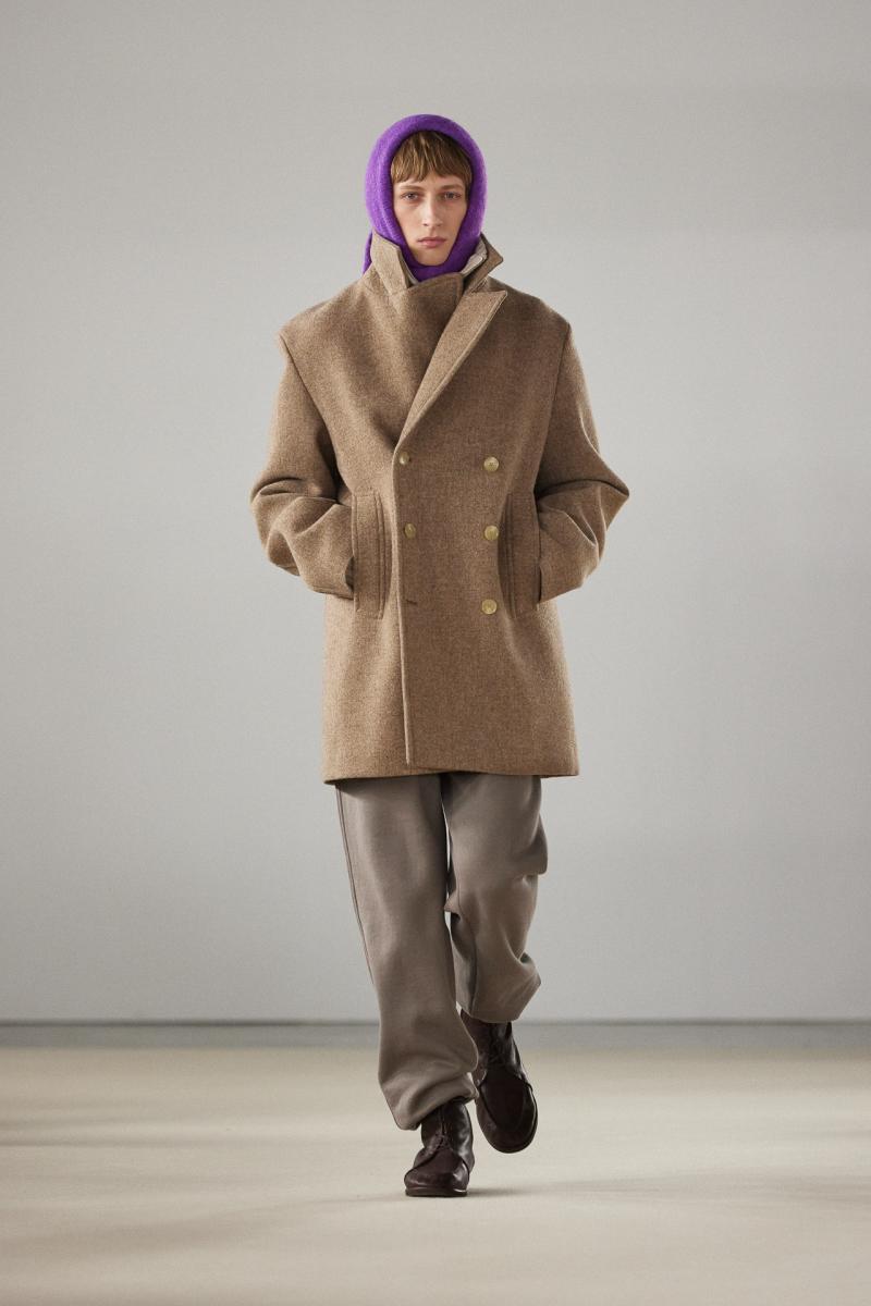 Auralee fw24 runway press look 23