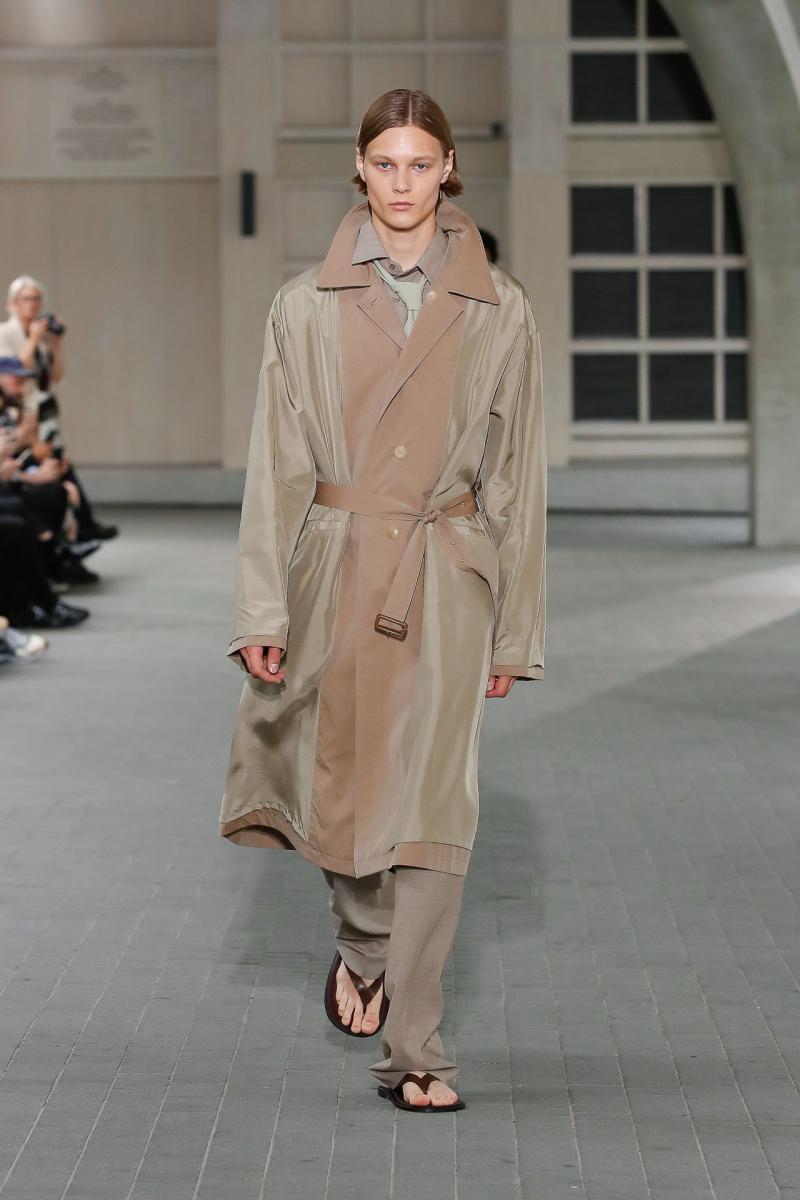 Auralee ss24 runway press look04