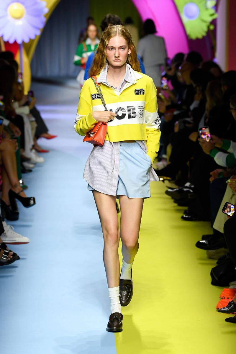 Benetton SS24 catwalk press look12