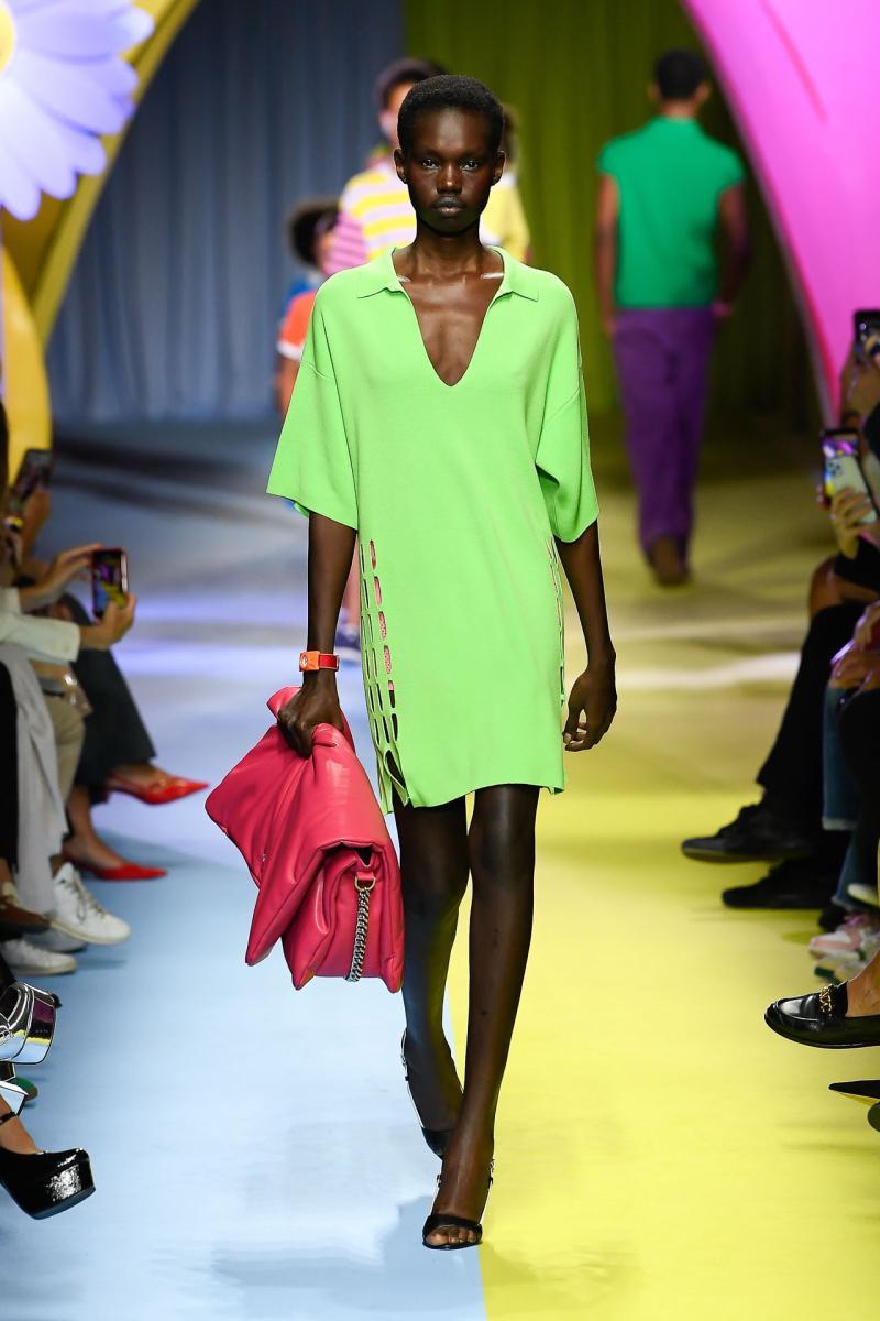 Benetton SS24 catwalk press look19