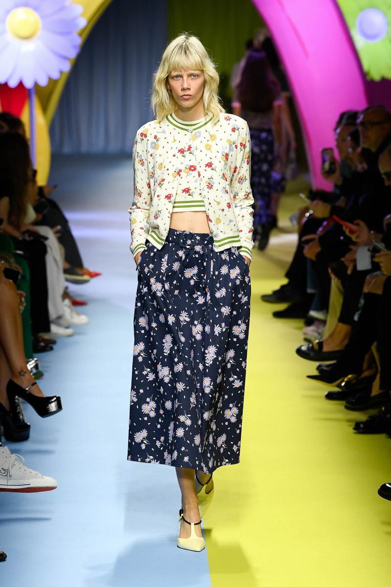 Benetton SS24 catwalk press look60