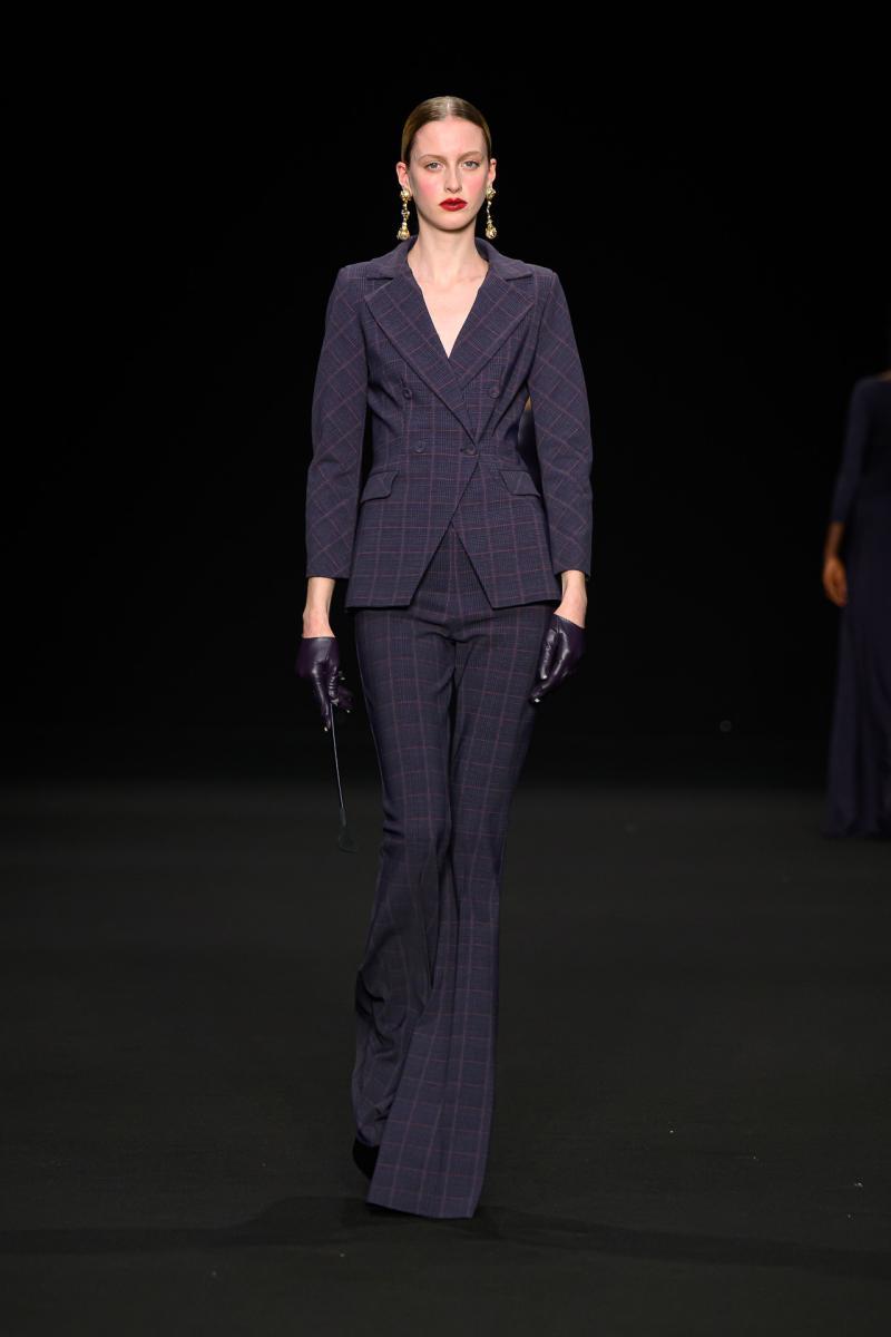 CHIARA-BONI-La-Petite-Robe Fashion-Show Fall-Winter-24-25 -12