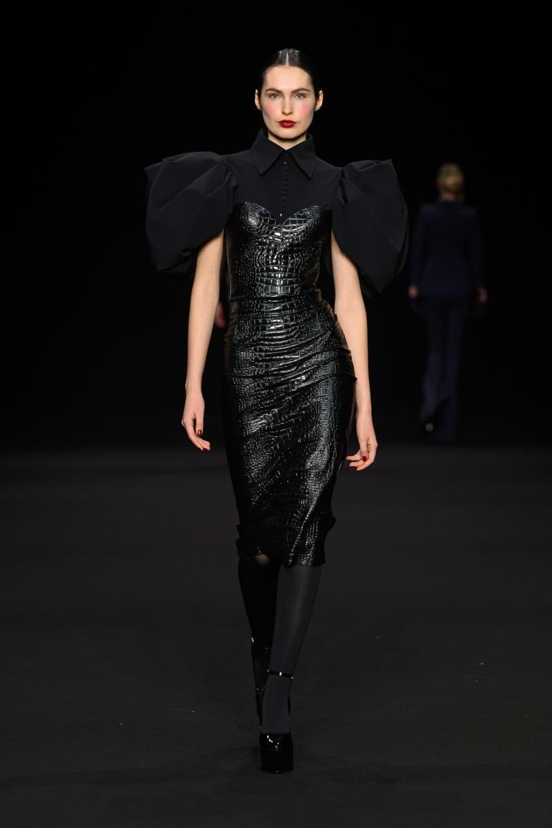CHIARA-BONI-La-Petite-Robe Fashion-Show Fall-Winter-24-25 -14