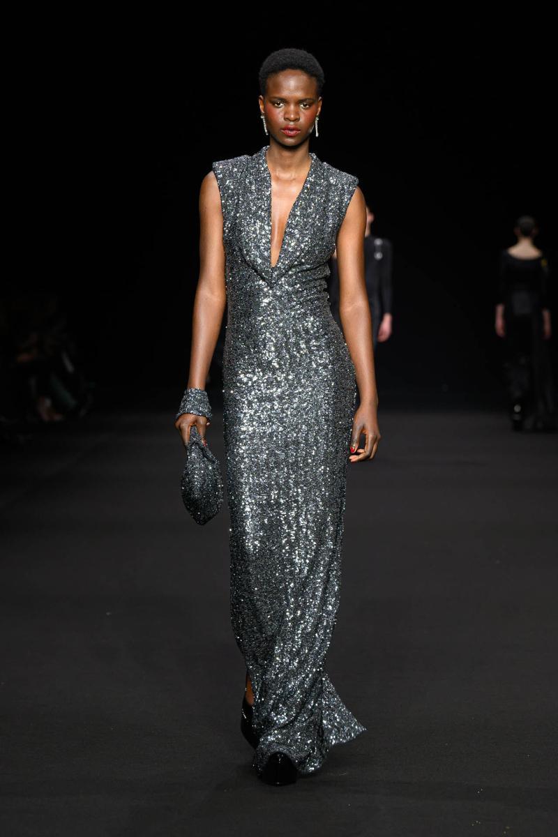 CHIARA-BONI-La-Petite-Robe Fashion-Show Fall-Winter-24-25 -23