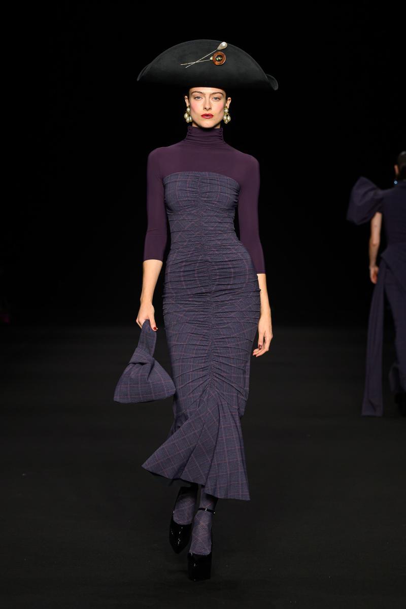 CHIARA-BONI-La-Petite-Robe Fashion-Show Fall-Winter-24-25 -7