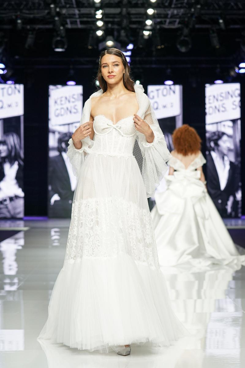 Elisabetta-Polignano-@Si-Sposaitalia-Collezioni-2024-10