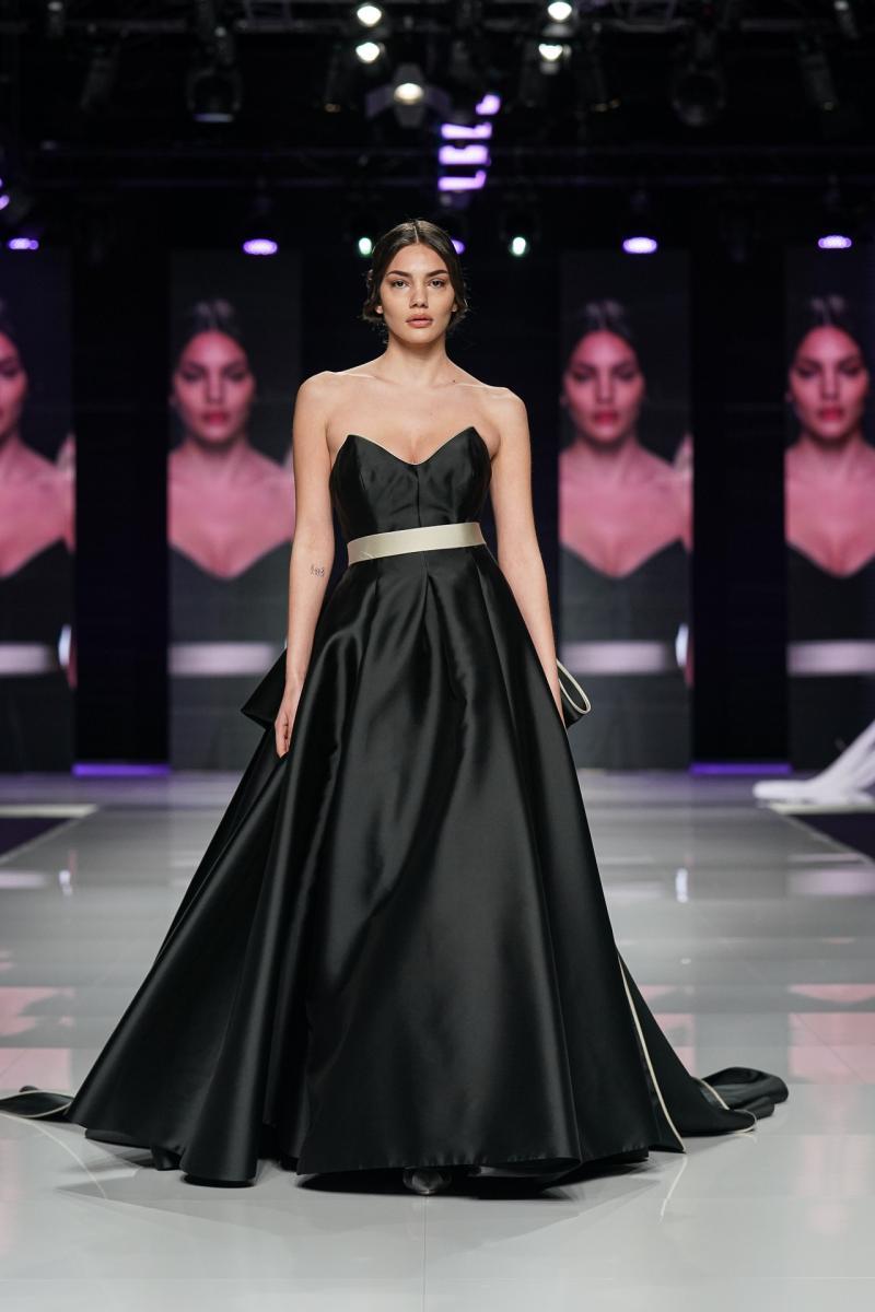 Elisabetta-Polignano-@Si-Sposaitalia-Collezioni-2024-19