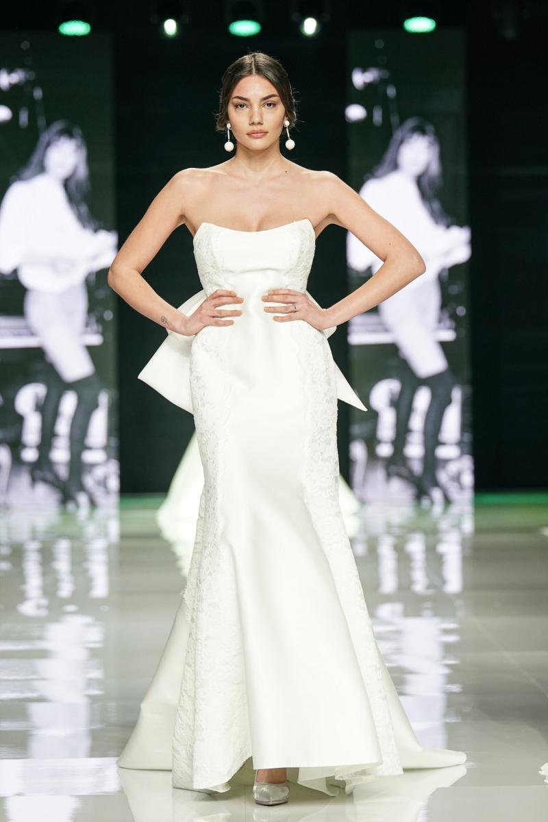 Elisabetta-Polignano-@Si-Sposaitalia-Collezioni-2024-7