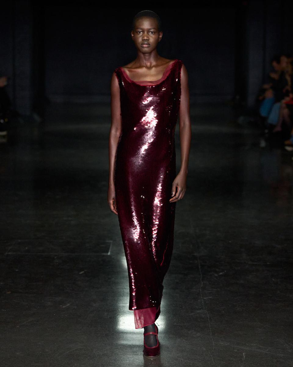 Emilia-Wickstead-F24-038