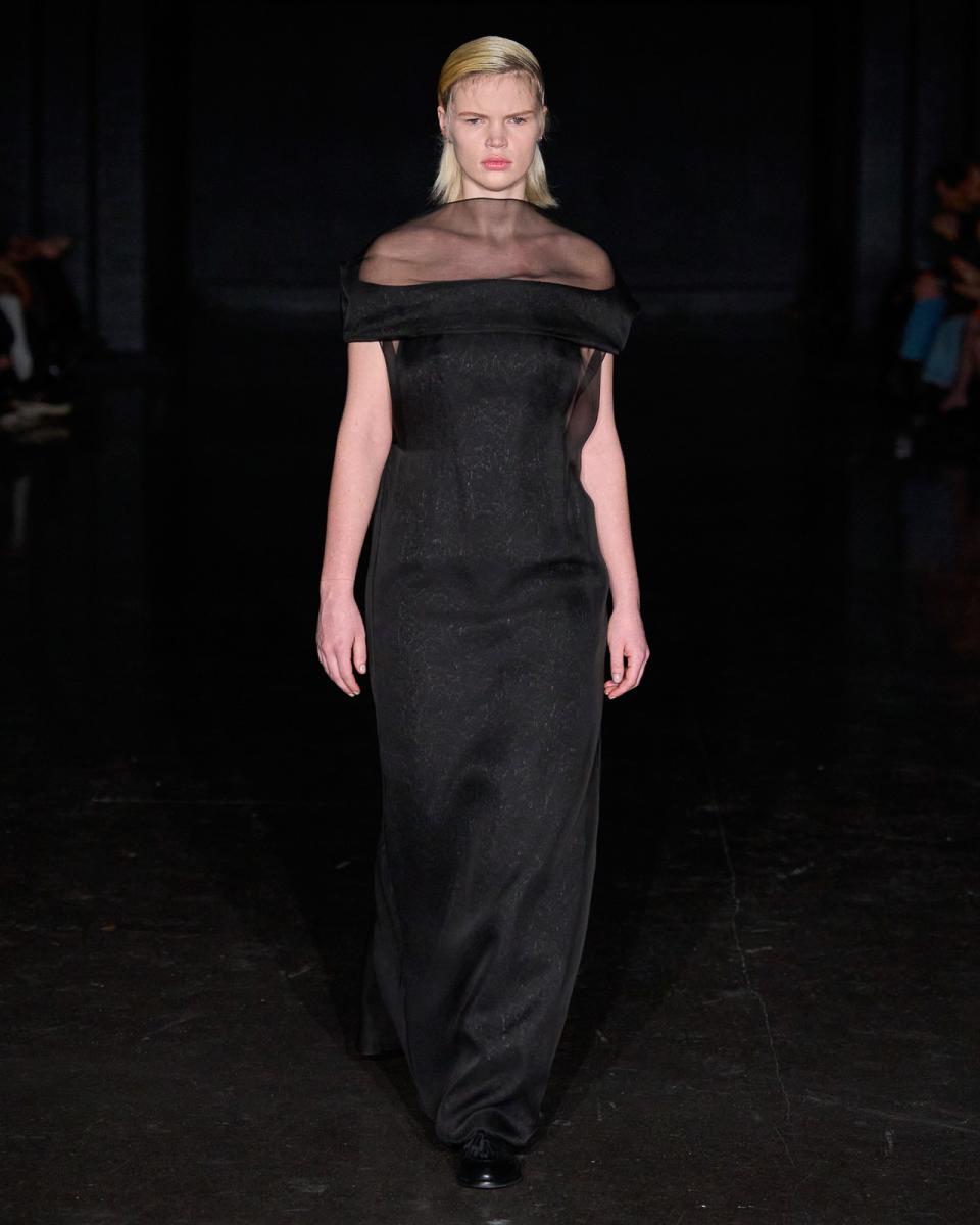 Emilia-Wickstead-F24-040