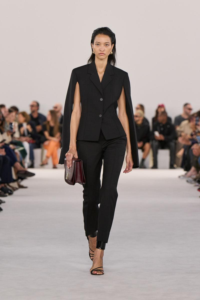 Ferragamo-SS24-LOOK-02