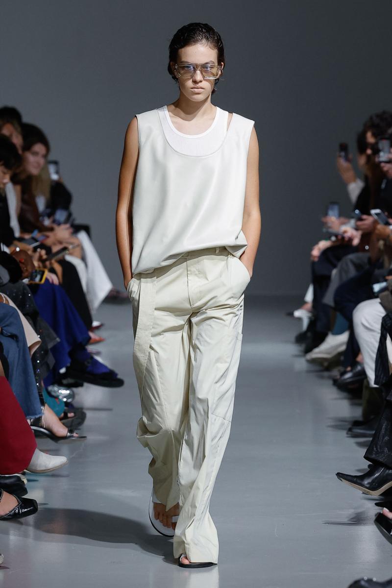 Gauchere ss24 runway press look07