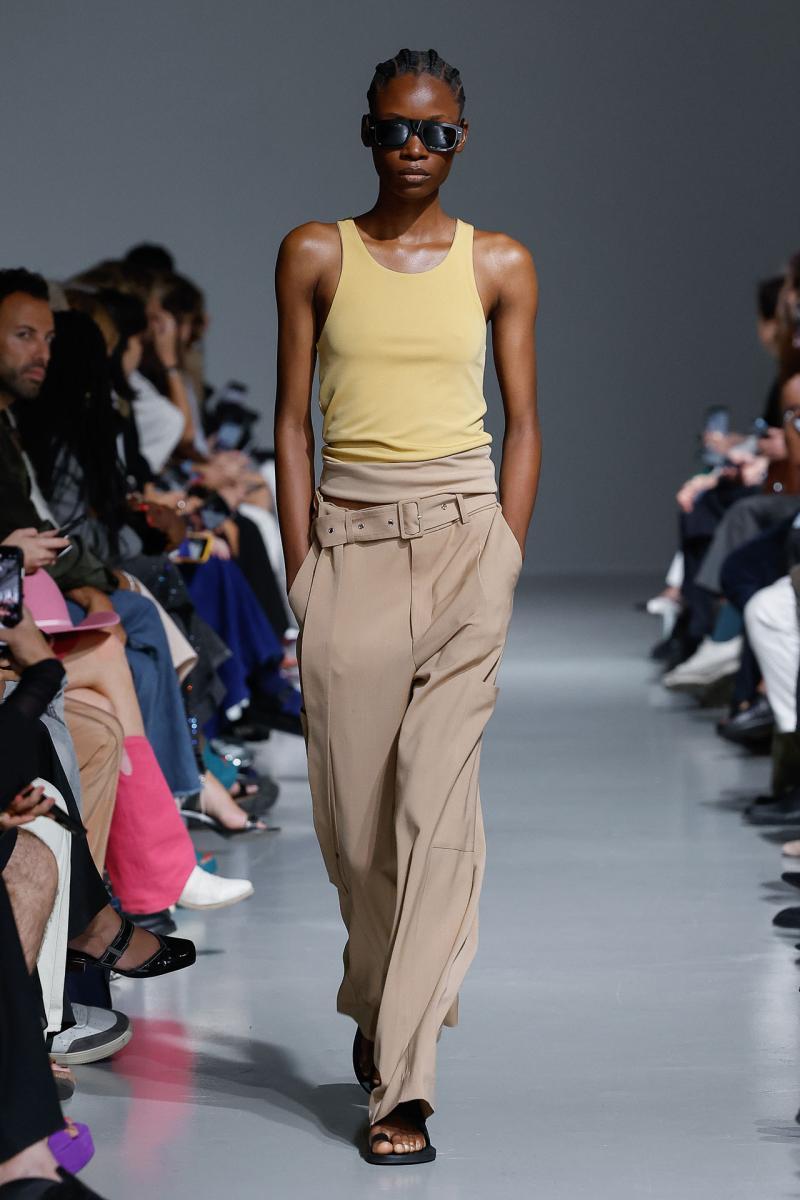 Gauchere ss24 runway press look09