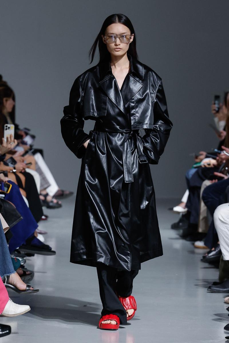 Gauchere ss24 runway press look30