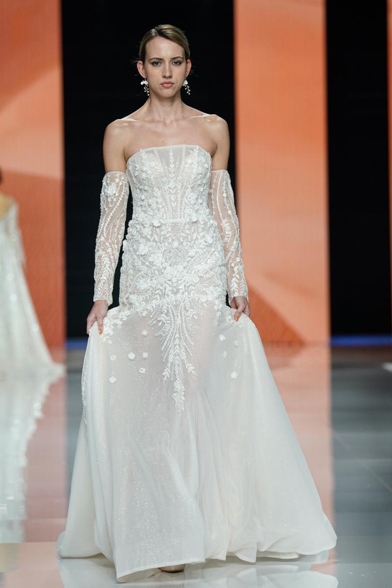 Giovanna-Alessandro Si-Sposaitalia-Collezioni-2025-24