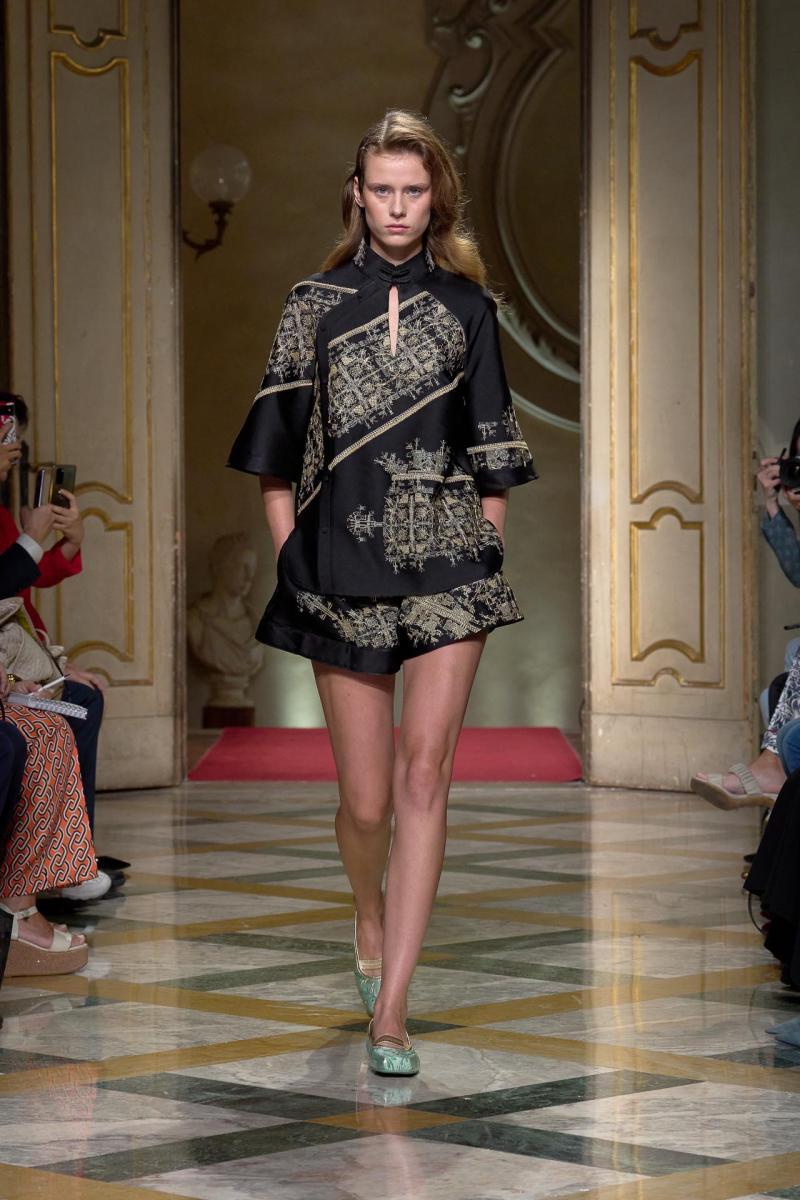 Photo: Paolo Lanzi / Gorunway.com