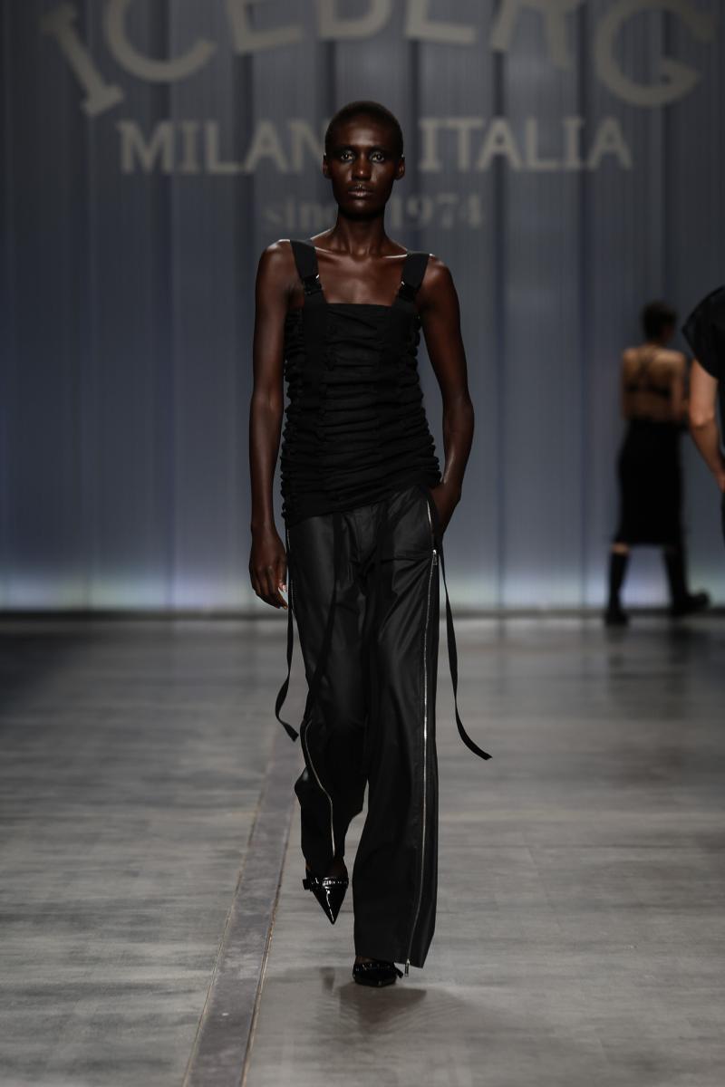 ICEBERG FASHIONSHOW SS24 Look-40