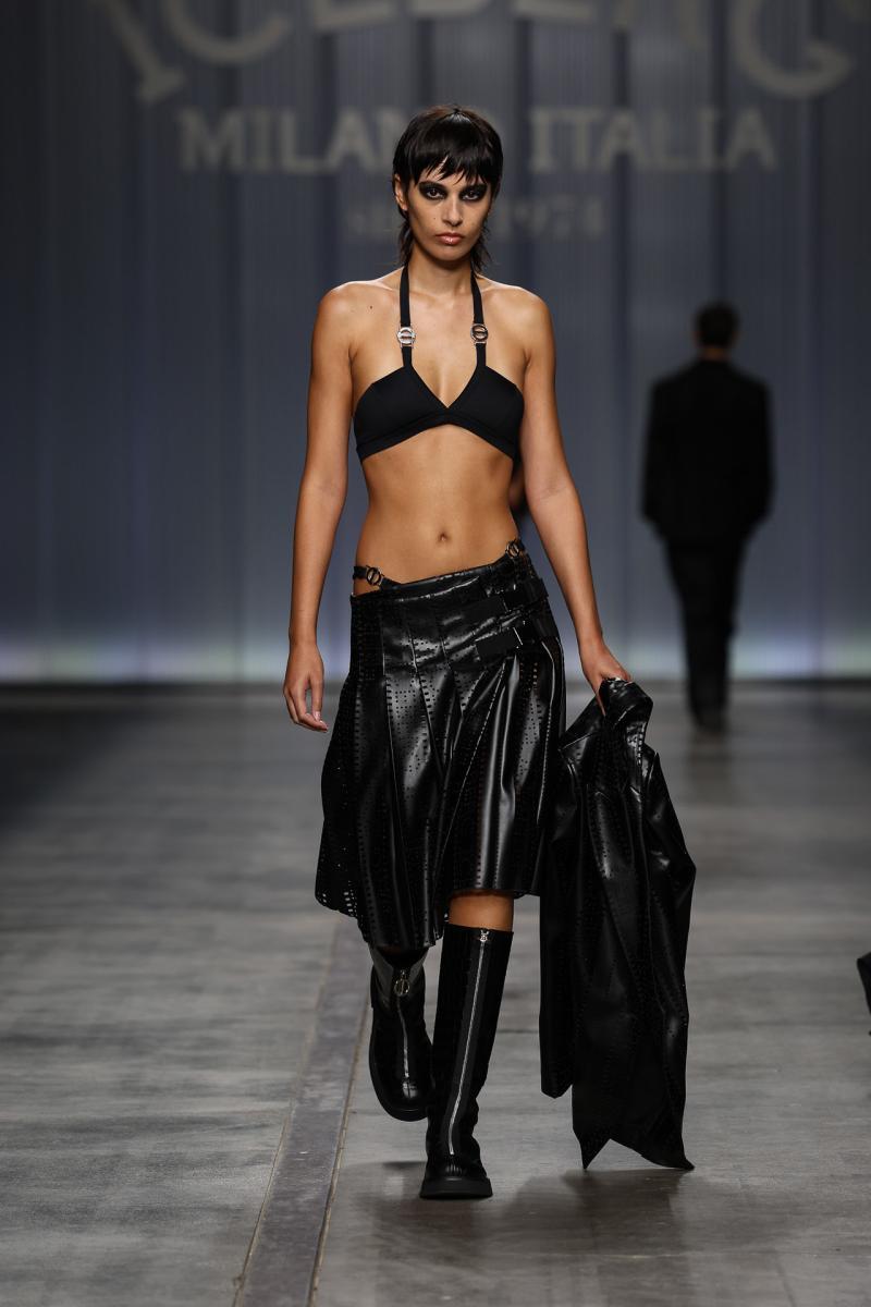 ICEBERG FASHIONSHOW SS24 Look-43