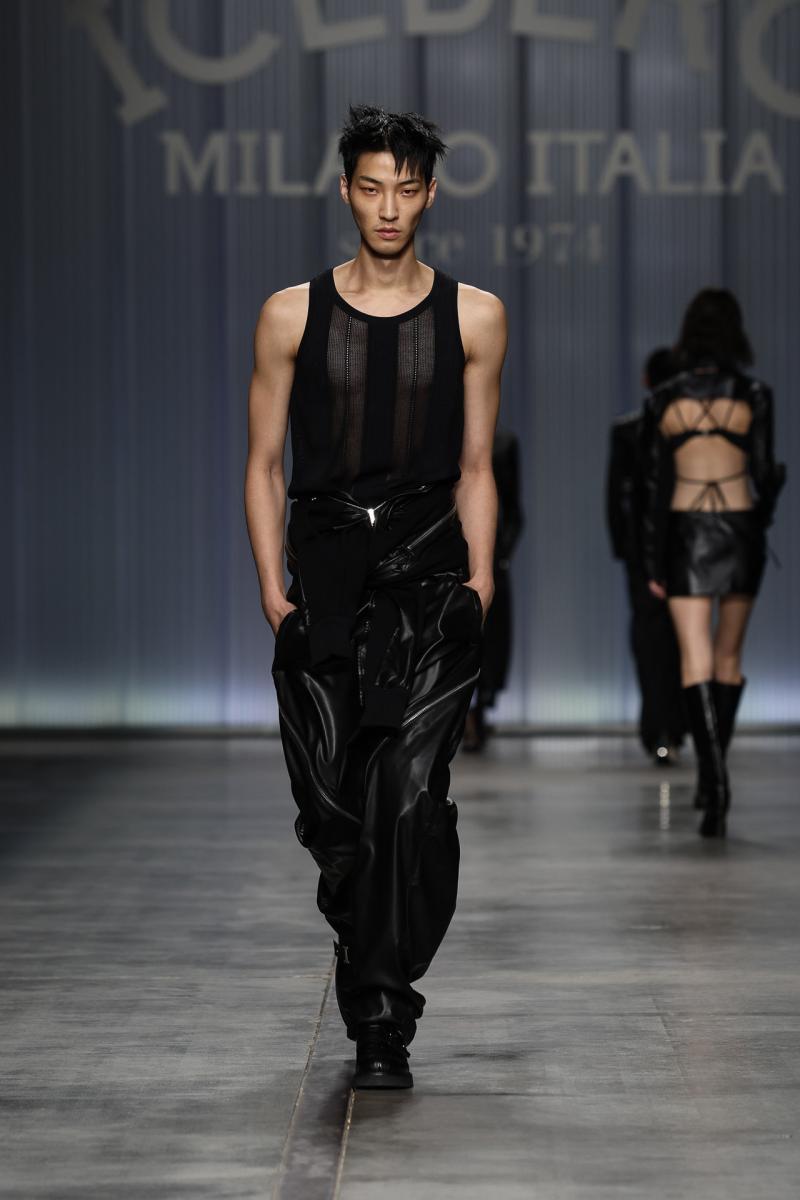 ICEBERG FASHIONSHOW SS24 Look-5