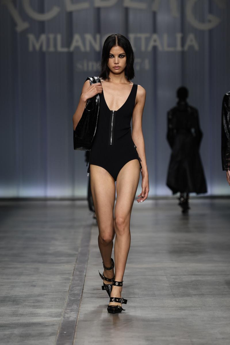 ICEBERG FASHIONSHOW SS24 Look-8