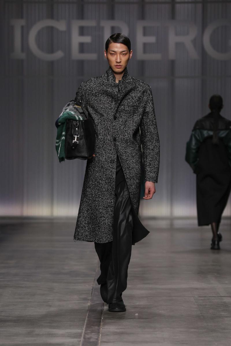 ICEBERG FW24 SHOW LOOK-18