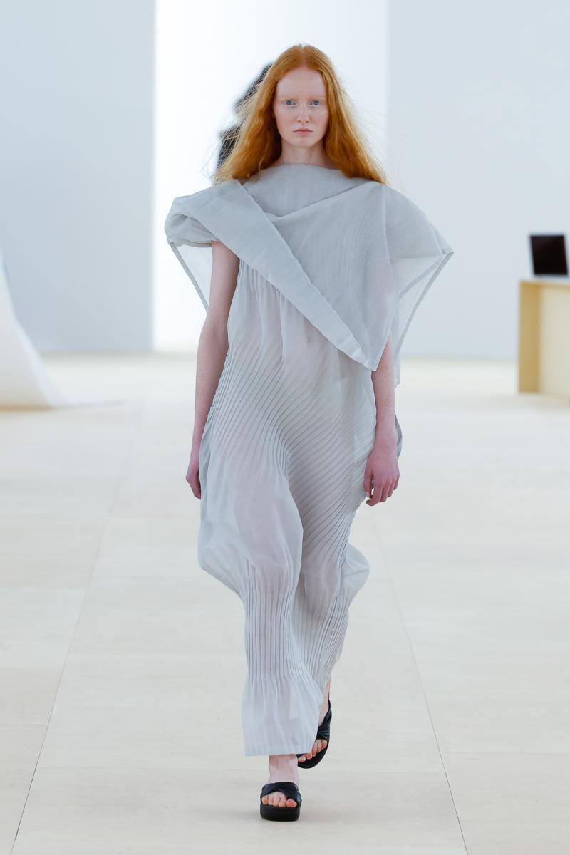 ISSEY-MIYAKE SS24 LOOK26 high