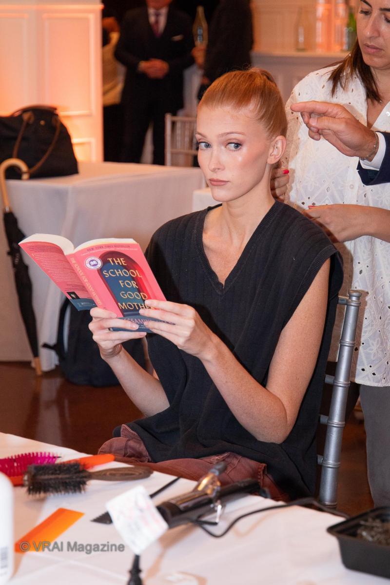 KIM Dennis-Basso-Backstage 13 230911