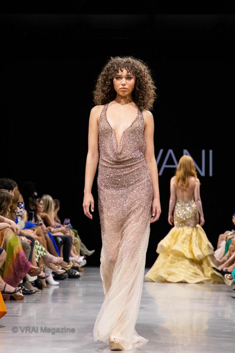 KIM Jovani 10 230908