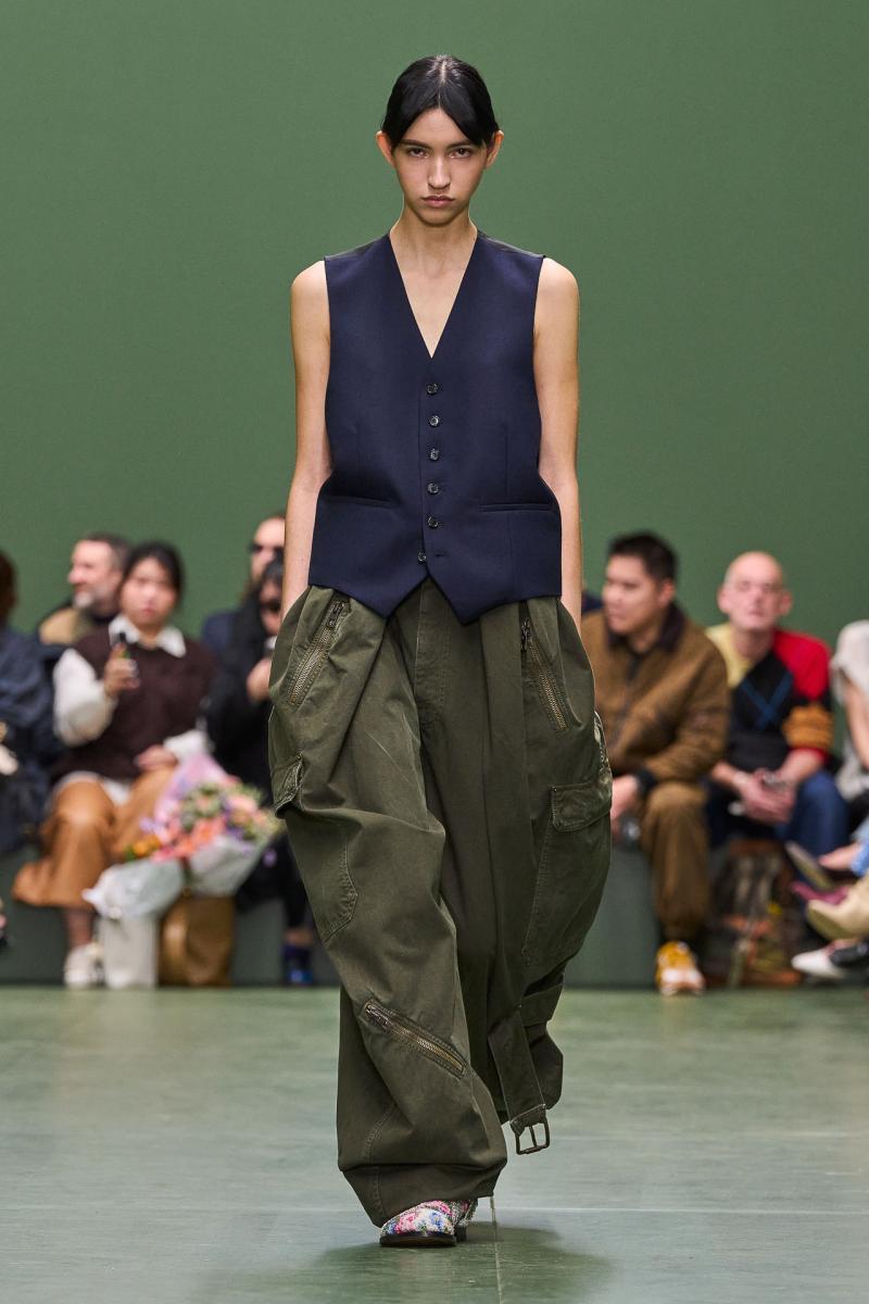 LOEWE FW24 WW SHOW RUNWAY LOOK 31 FRONT RGB CROPPED 2X3