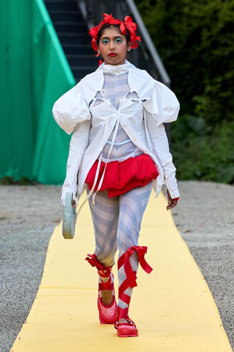 Laud-End-Praud-S25-005