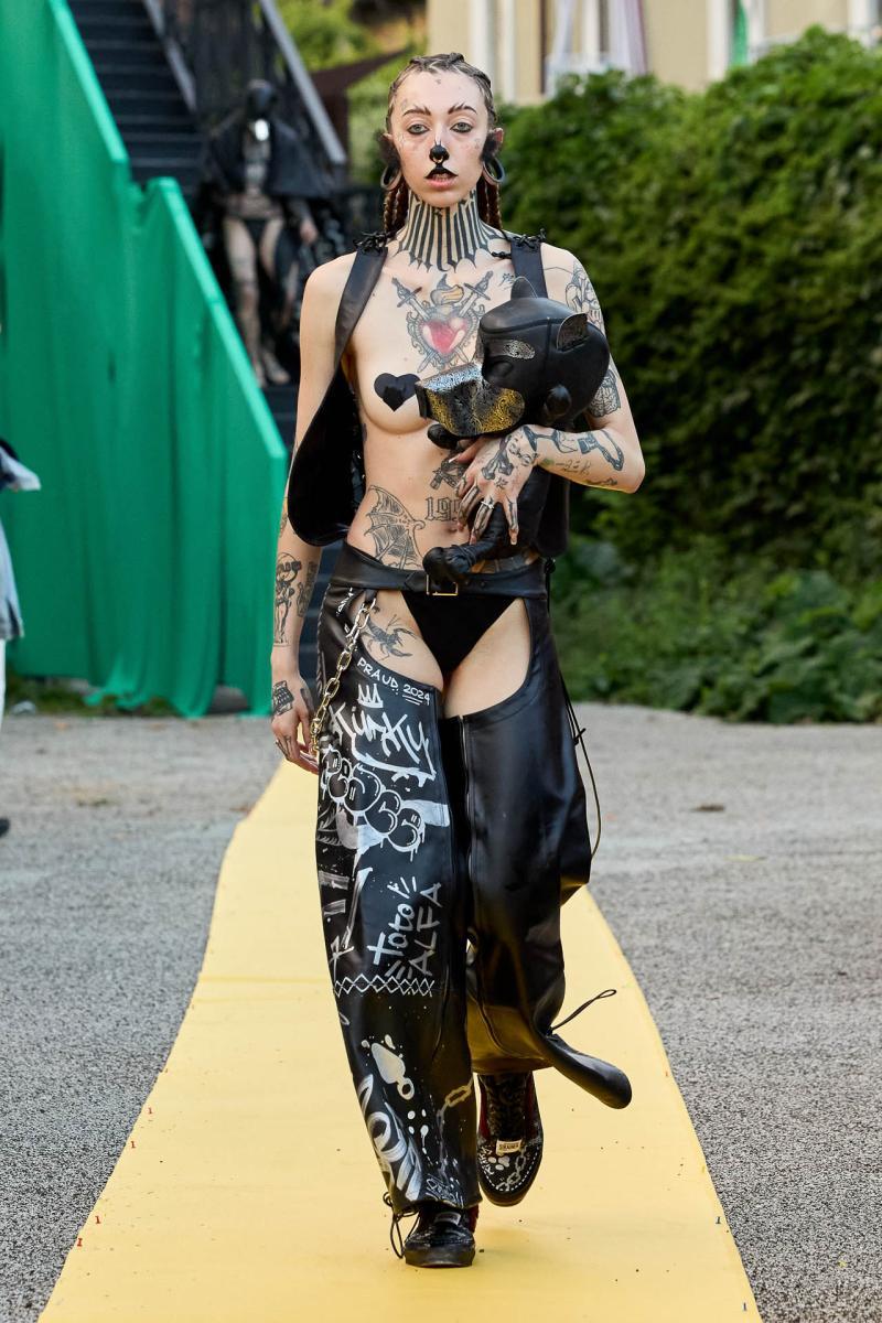 Laud-End-Praud-S25-008