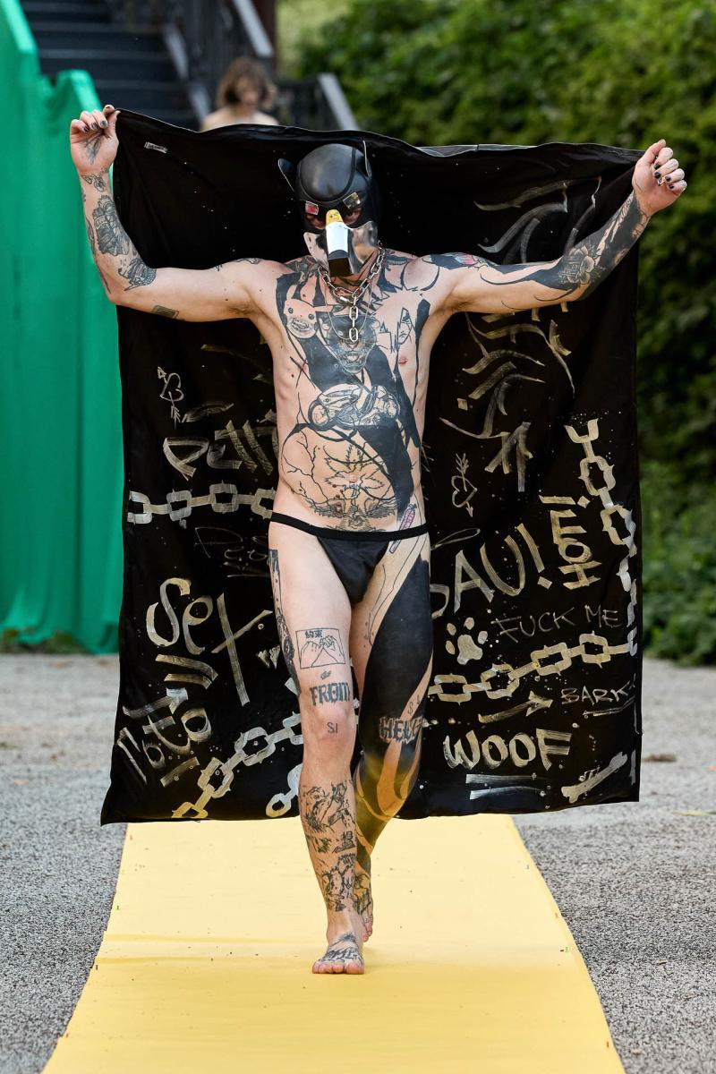 Laud-End-Praud-S25-009